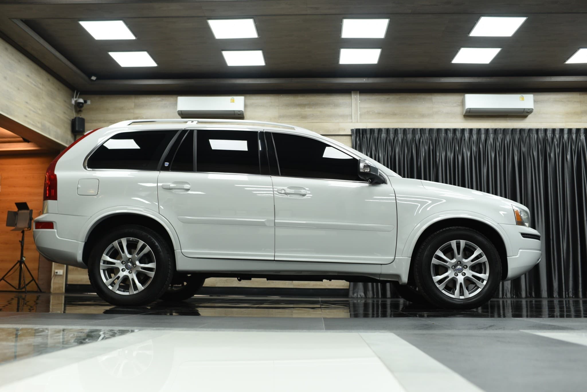 2021 Tesla Model S photo